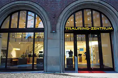 Eingang vom Trauring-Zentrum Hamburg